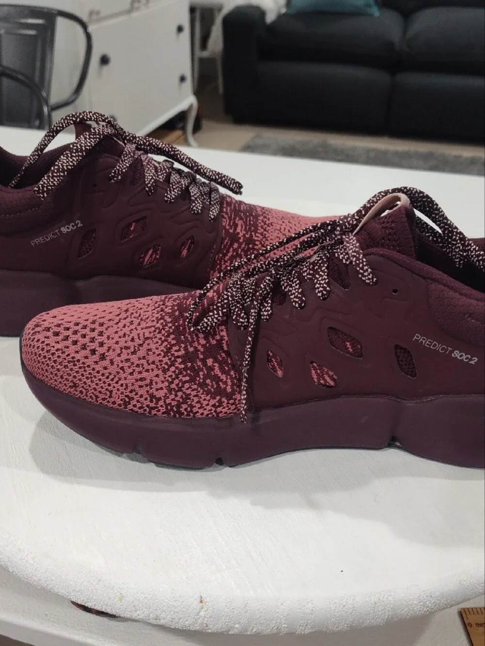 Salomon Predict SOC 2  Burgundy/Plum Knit Athletic Sneakers Size 8.5